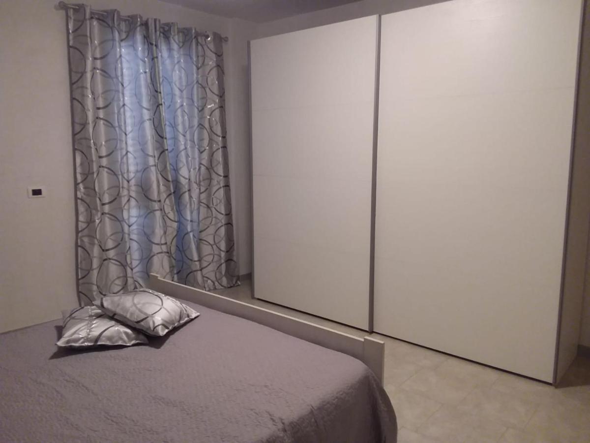 Casa Vacanze Il Glicine 1 Apartment Pachino Luaran gambar
