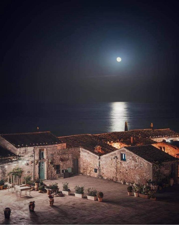 Casa Vacanze Il Glicine 1 Apartment Pachino Luaran gambar